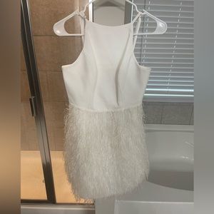 Women’s dress BCBG brand. Mini. Size 4. White/off white color. NWT
